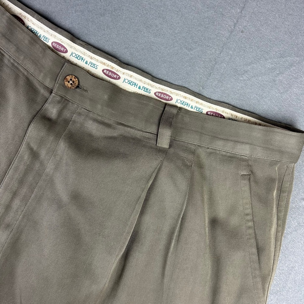 Joseph & Feiss Resort Shorts Mens 44 Olive Taupe 100% Silk Pleated Front Luxury